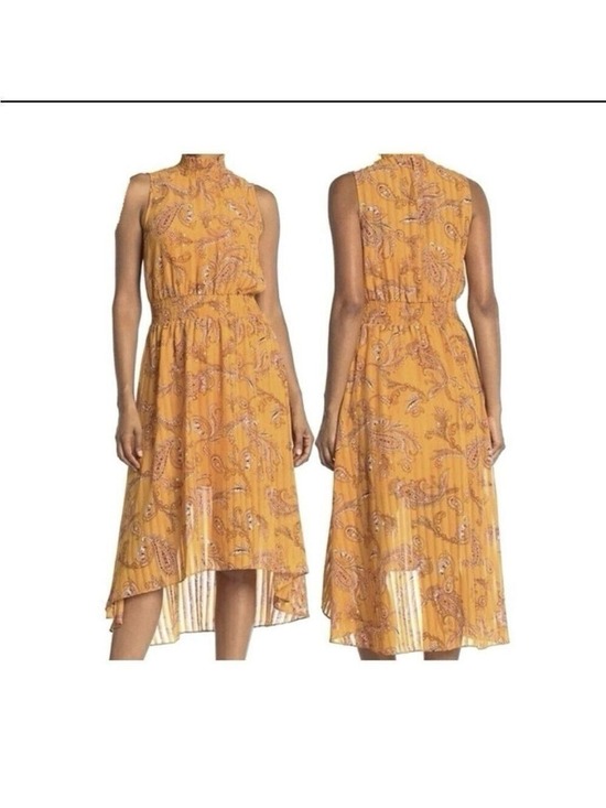 Nanette Lepore Dresses & Skirts - Nanette Lepore Gold Paisley Dress Size 8